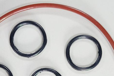 丁腈橡膠O型圈噴霜？原因竟是這樣！