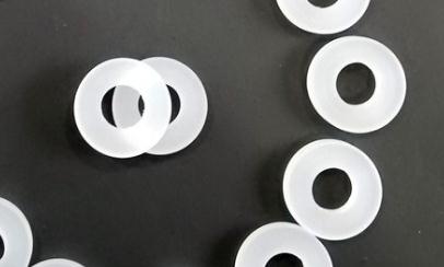 骨架油封出現(xiàn)漏油現(xiàn)象時(shí)的處理方法