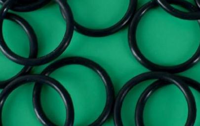 液壓橡膠密封件的機(jī)理、結(jié)構(gòu)、特點(diǎn)、用途與維護(hù)一